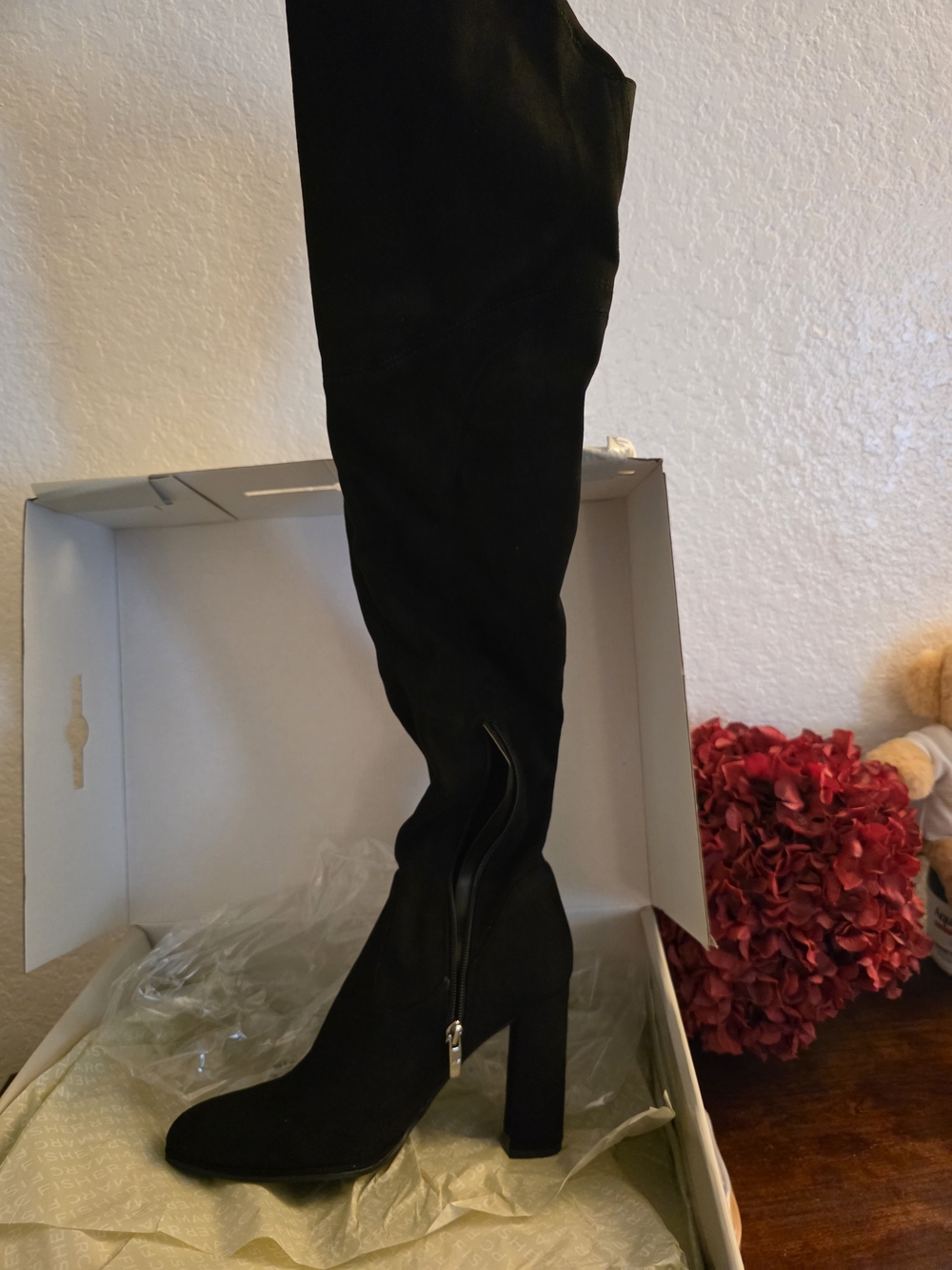NIB Marc Fisher Naylora Black Over-the-Knee Block Heel Boots